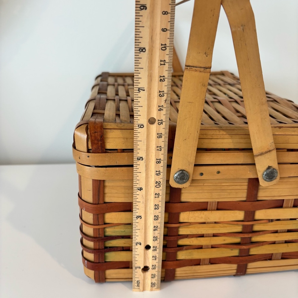 Vintage Bamboo wicker picnic basket 1970's made in Japan beige green hinged lid - Picture 13 of 13